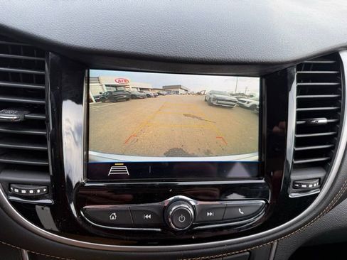 Used 2018 Chevrolet Trax LS image 12