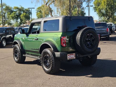 Used 2023 Ford Bronco Wildtrak image 8