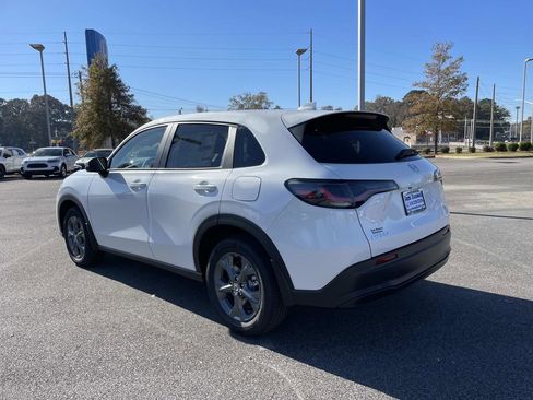 New 2026 Honda HR-V LX image 6