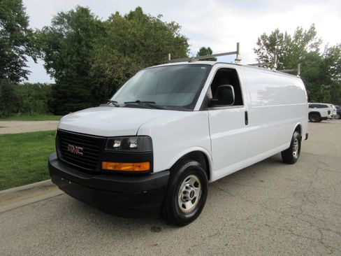 Used 2018 GMC Savana 2500 Extended w/ Driver Convenience Package RWD image 40