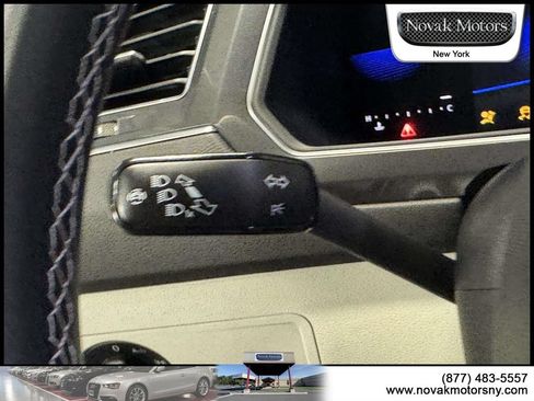 Used 2023 Volkswagen Tiguan SE AWD/4WD image 18