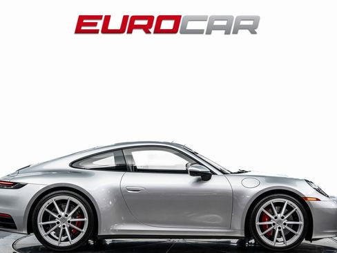 Used 2024 Porsche 911 Carrera 4S image 6