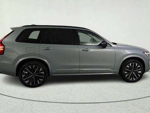 New 2026 Volvo XC90 T8 Ultra w/ Protection Package AWD/4WD image 8