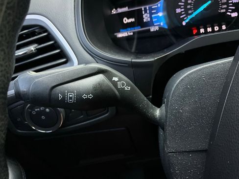 Used 2022 Ford Edge SE w/ Black Appearance Package image 34