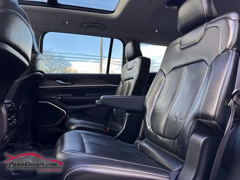 Used 2022 Jeep Grand Cherokee L Limited image 26