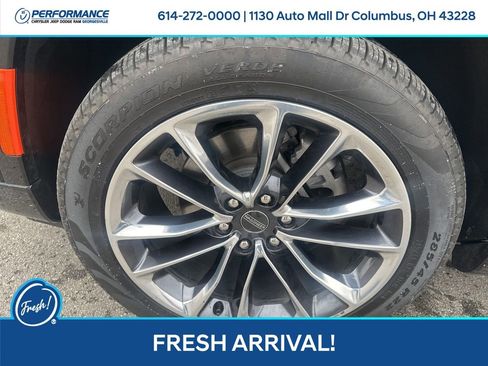 Used 2024 Jeep Wagoneer Series III w/ Premium Group I image 10