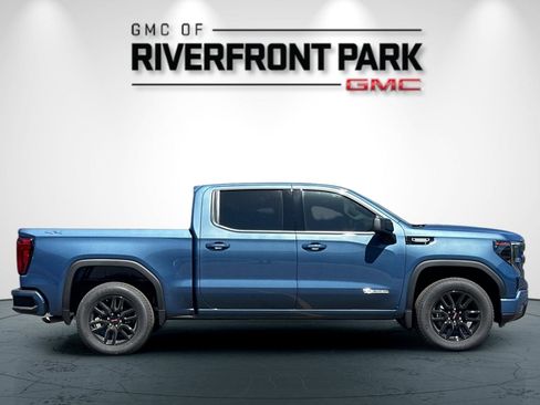 New 2025 GMC Sierra 1500 Elevation image 2