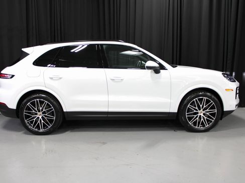 New 2026 Porsche Cayenne image 8