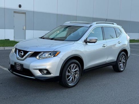 Used 2016 Nissan Rogue SL w/ SL Premium Package image 11
