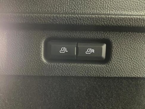 Used 2025 Lincoln Corsair Reserve image 29