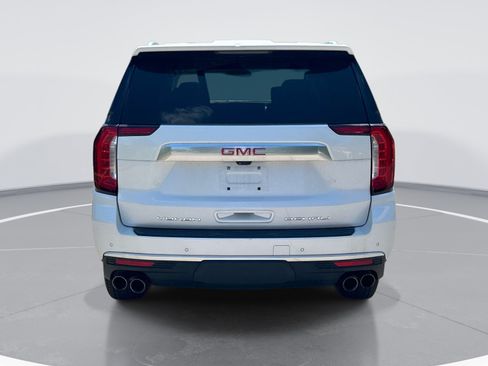 Used 2023 GMC Yukon Denali w/ Advanced Technology Package AWD/4WD image 8