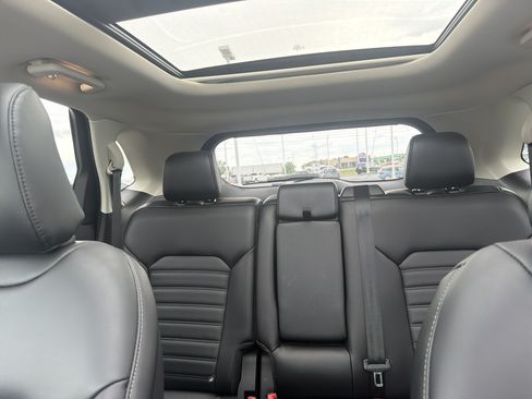 Certified 2024 Ford Edge SEL w/ Convenience Package AWD/4WD image 44