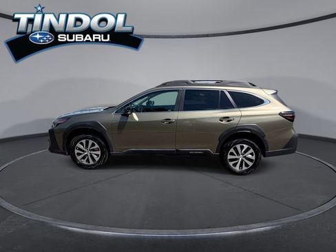 Certified 2024 Subaru Outback Premium AWD/4WD image 5