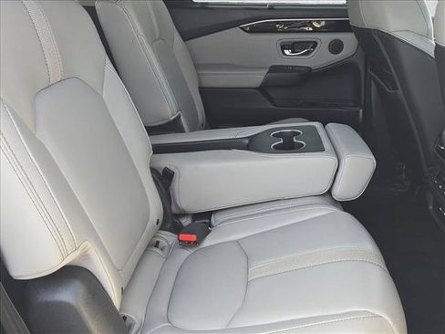 Used 2024 Honda Pilot EX-L image 20