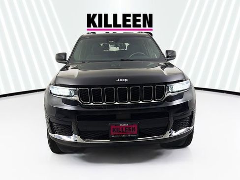 Used 2025 Jeep Grand Cherokee L Laredo AWD/4WD image 2