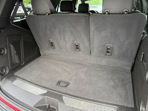 Used 2021 Chevrolet Tahoe Z71 w/ Z71 Signature Package image 26