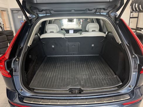 Used 2023 Volvo XC60 B5 Ultimate w/ Climate Package AWD/4WD image 29