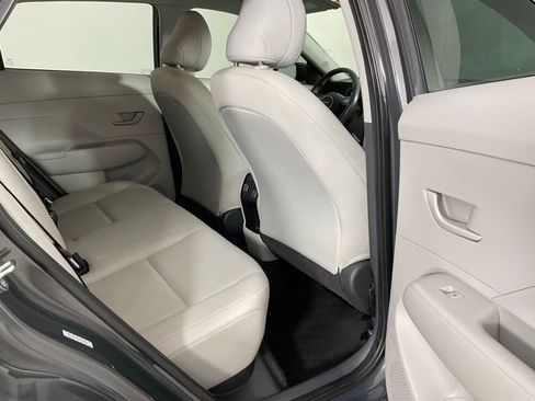 Used 2024 Hyundai Kona SEL FWD image 30