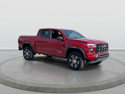 Used 2025 GMC Canyon AT4