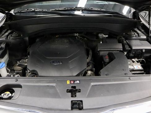 Used 2020 Kia Telluride SX w/ SX Prestige Package image 18