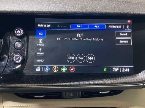 Used 2022 Buick Envision Preferred FWD image 28