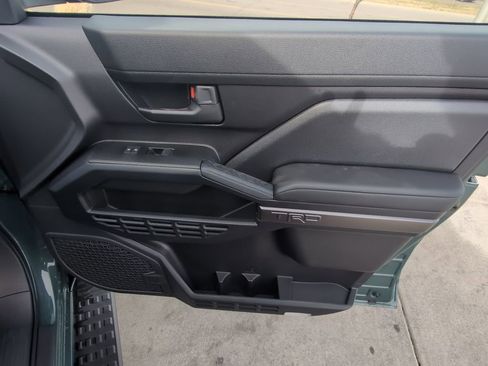 Used 2025 Toyota 4Runner TRD Off-Road Premium image 28