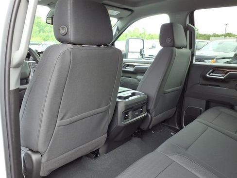 New 2026 Chevrolet Silverado 2500 LT w/ All Star Edition AWD/4WD image 9