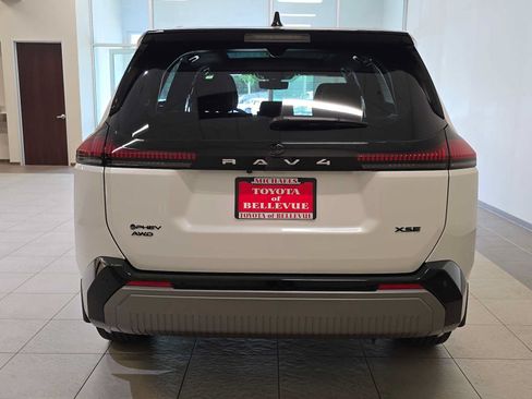 Certified 2026 Toyota RAV4 XSE w/ Panoramic Sun Roof Package AWD/4WD image 5