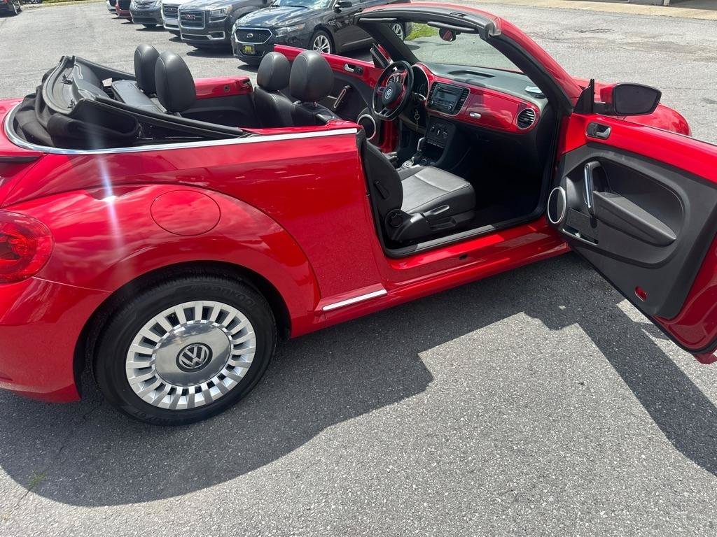 Used 2014 Volkswagen Beetle 1.8T FWD image 22