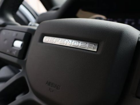 Used 2023 Land Rover Defender 130 X-Dynamic SE AWD/4WD image 34