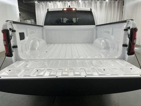 New 2026 RAM 1500 Warlock AWD/4WD image 21