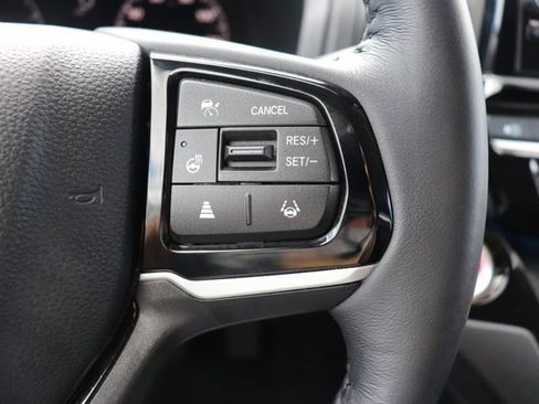 Used 2025 Honda Odyssey Elite image 22