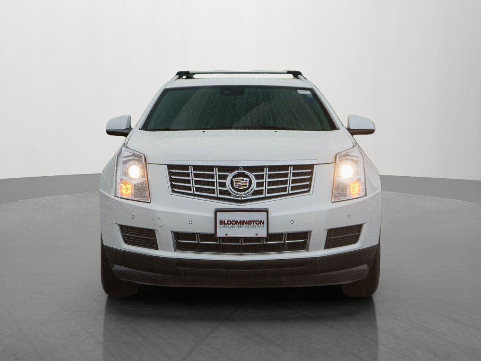 Used 2014 Cadillac SRX Luxury w/ Driver Awareness Package AWD/4WD image 2