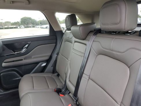 New 2026 Lincoln Corsair Reserve FWD image 12