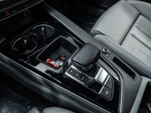 Certified 2025 Audi A4 2.0T Premium w/ Convenience Package image 18