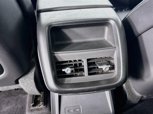 Used 2024 Cadillac Lyriq Tech RWD image 27