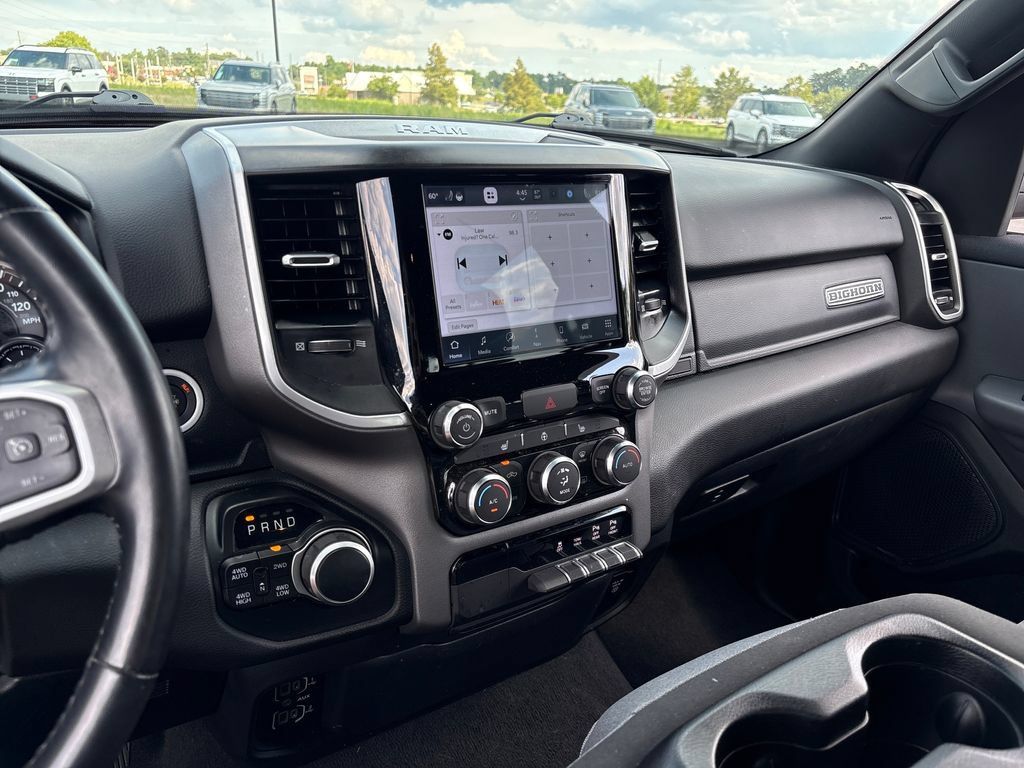 Used 2022 RAM 1500 Big Horn AWD/4WD image 16