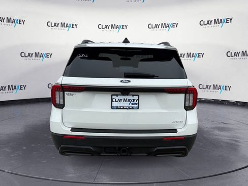 Used 2025 Ford Explorer ST-Line AWD/4WD image 4