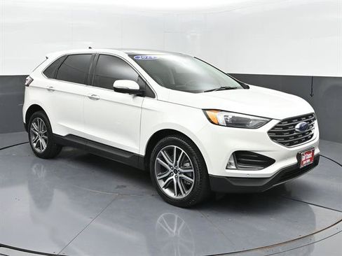 Certified 2024 Ford Edge Titanium AWD/4WD image 2