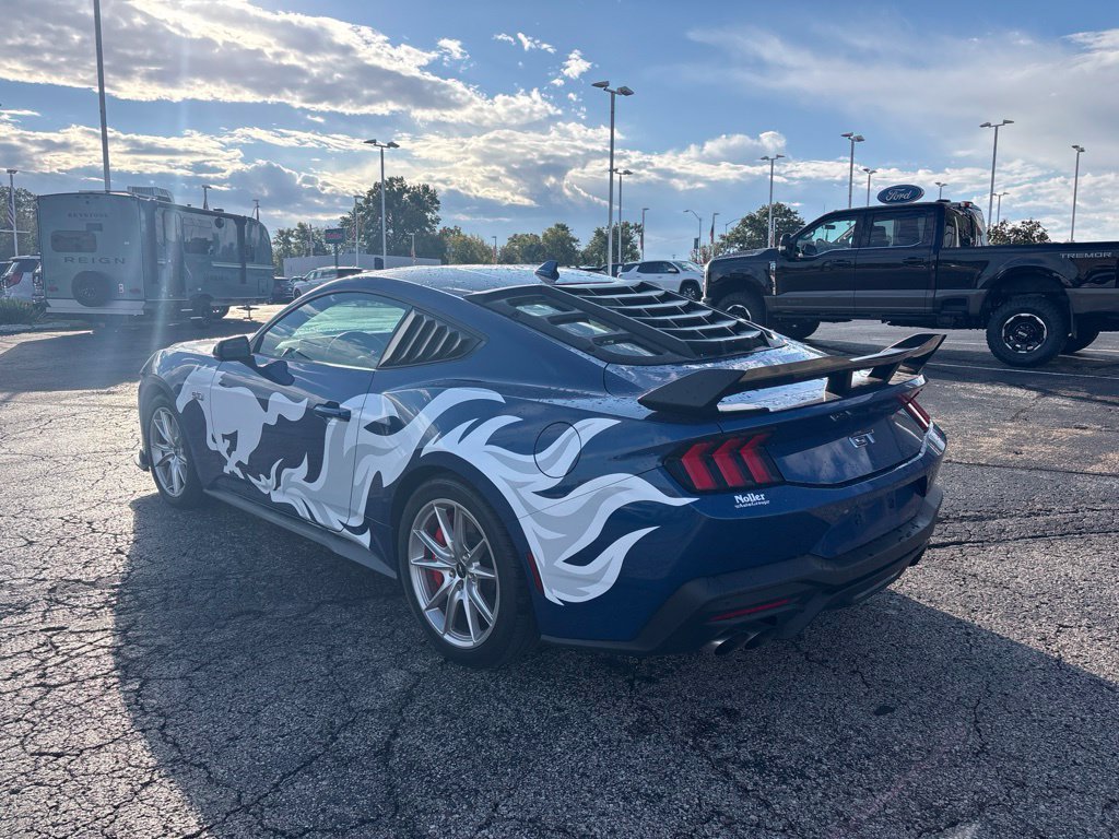 Used 2024 Ford Mustang GT Premium RWD image 5