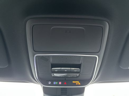 New 2026 Buick Enclave Avenir image 18