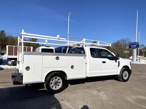 Used 2022 Ford F250 XL w/ STX Appearance Package RWD image 4