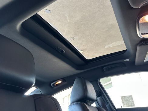 Used 2021 Dodge Charger SXT w/ Leather Interior Group image 16