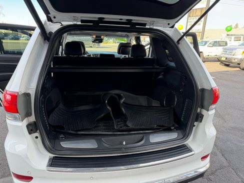 Used 2018 Jeep Grand Cherokee Summit image 21