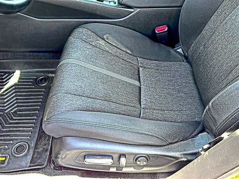 Used 2024 Honda Accord Sport image 15