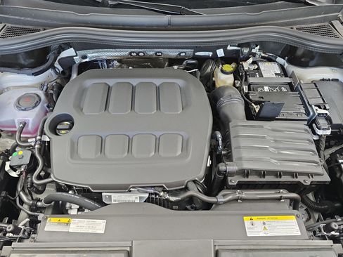 New 2026 Volkswagen Tiguan SE R-Line AWD/4WD image 30
