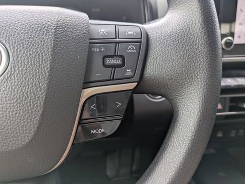Used 2025 Toyota Camry LE w/ Convenience Package FWD image 25