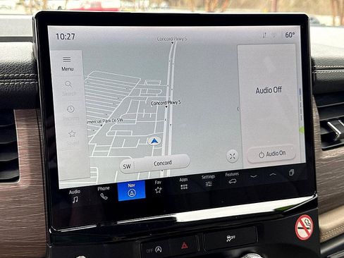 Used 2024 Ford Expedition Max Limited image 13