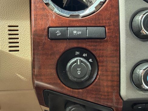Used 2013 Ford F250 King Ranch w/ FX4 Off Road Pkg AWD/4WD image 17
