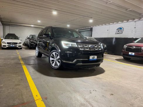 Used 2018 Ford Explorer Limited AWD/4WD image 6
